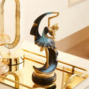 Escultura Elegância em Movimento: A Graça da Bailarina