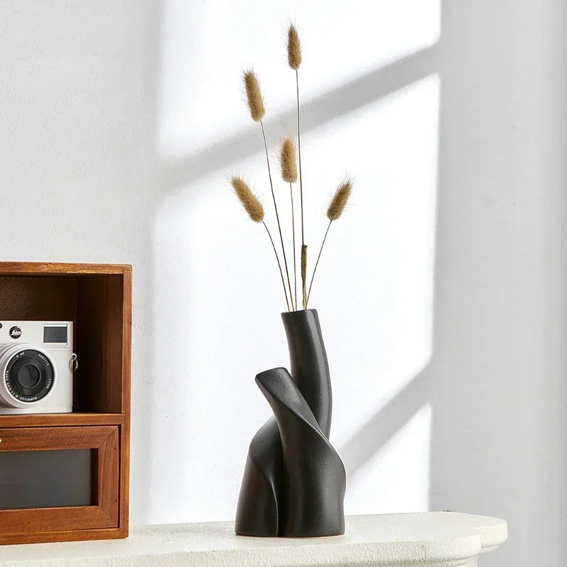 Vaso Escultura Harmonia Minimalista: A Elegância da Simplicidade