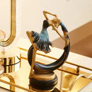 Escultura Elegância em Movimento: A Graça da Bailarina